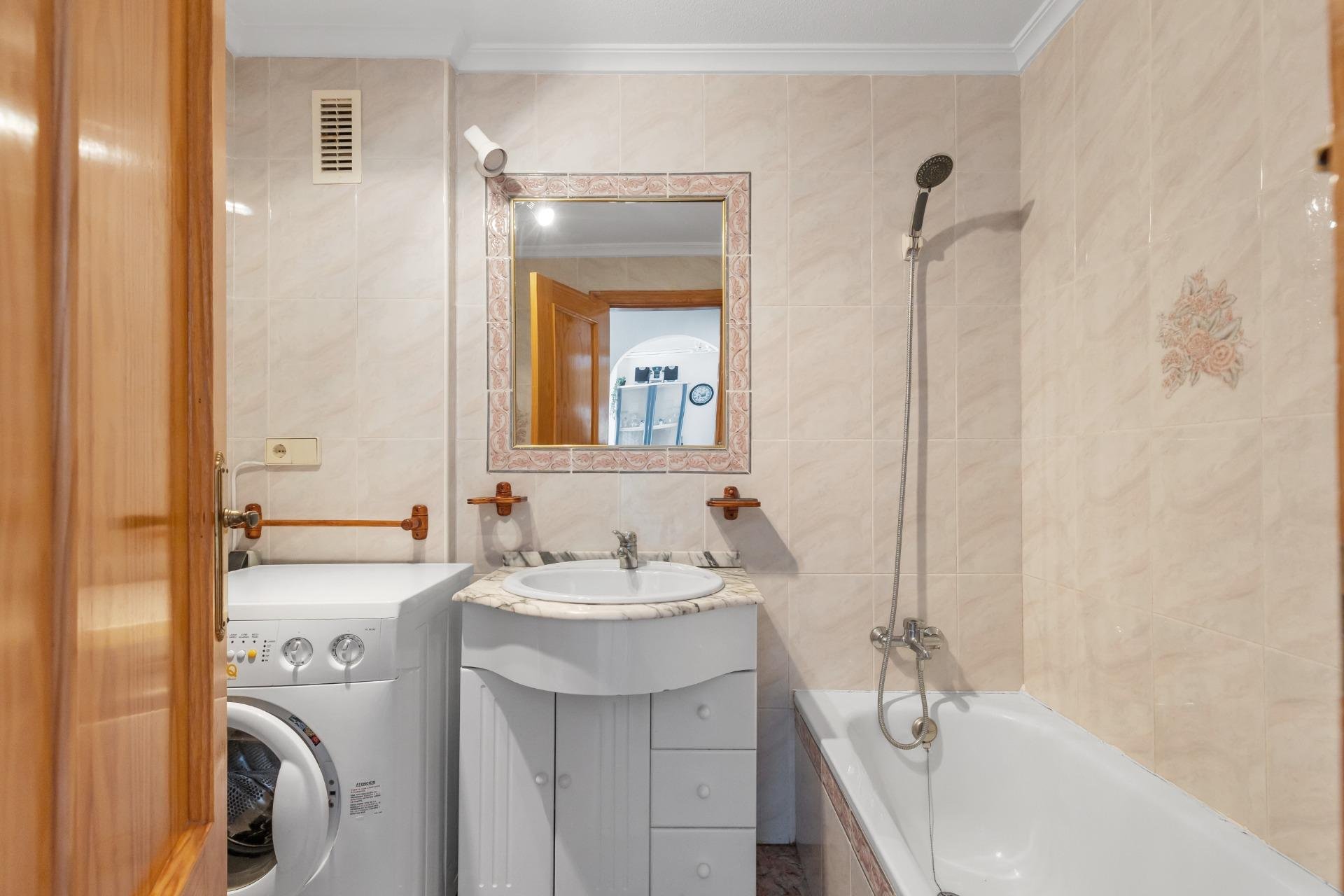 Resale - Bungalow - Guardamar del Segura - El moncayo
