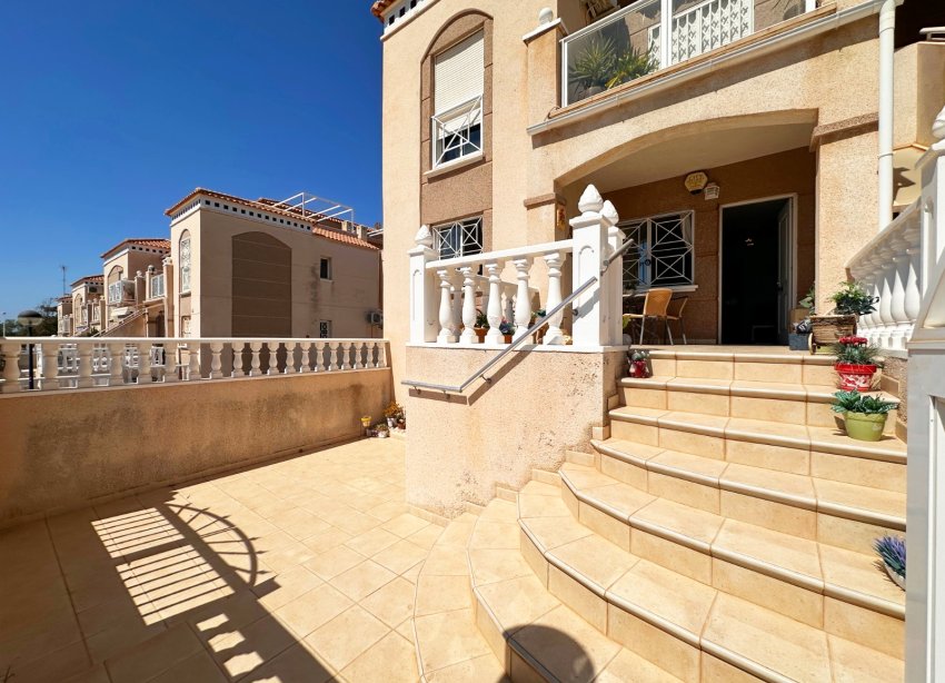 Resale - Bungalow - ﻿Torrevieja (Alicante) - Spain