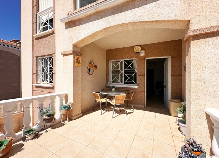 Resale - Bungalow - ﻿Torrevieja (Alicante) - Spain