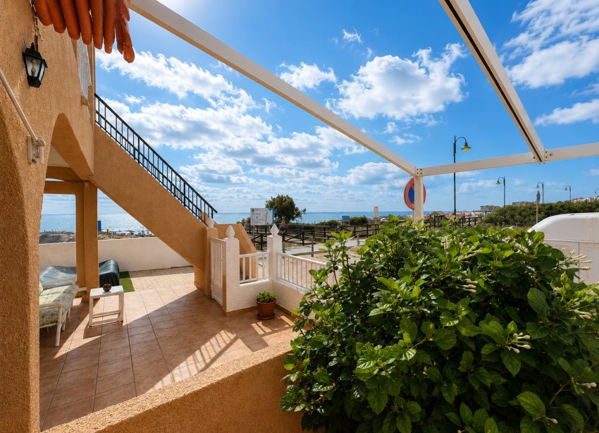 Resale - Bungalow - La Mata - La Mata, Torrevieja