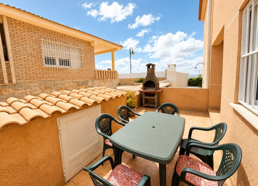 Resale - Bungalow - La Mata - La Mata, Torrevieja