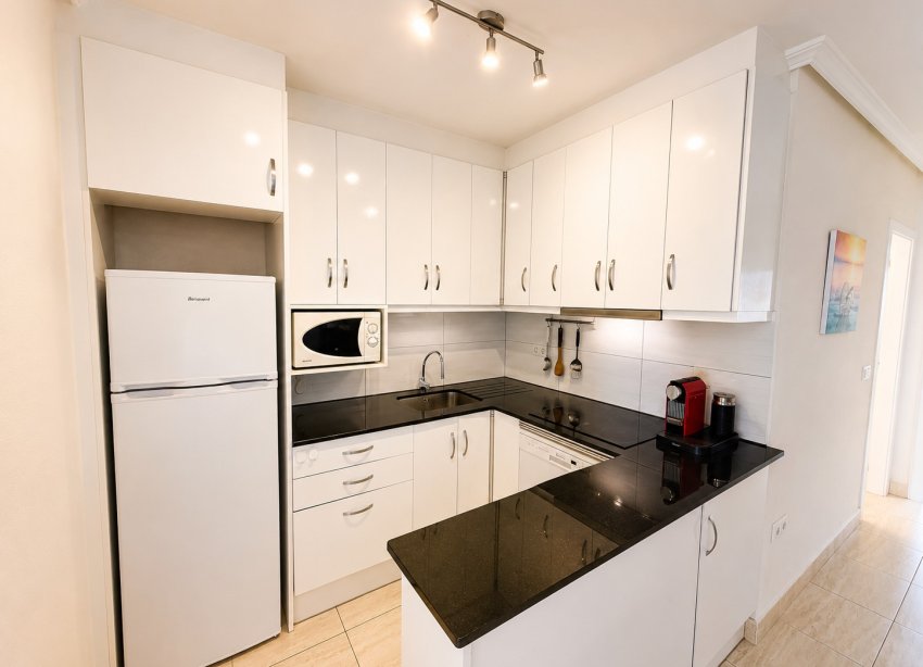 Resale - Bungalow - La Mata - La Mata, Torrevieja