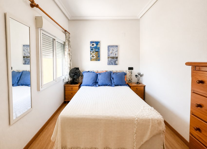 Resale - Bungalow - La Mata