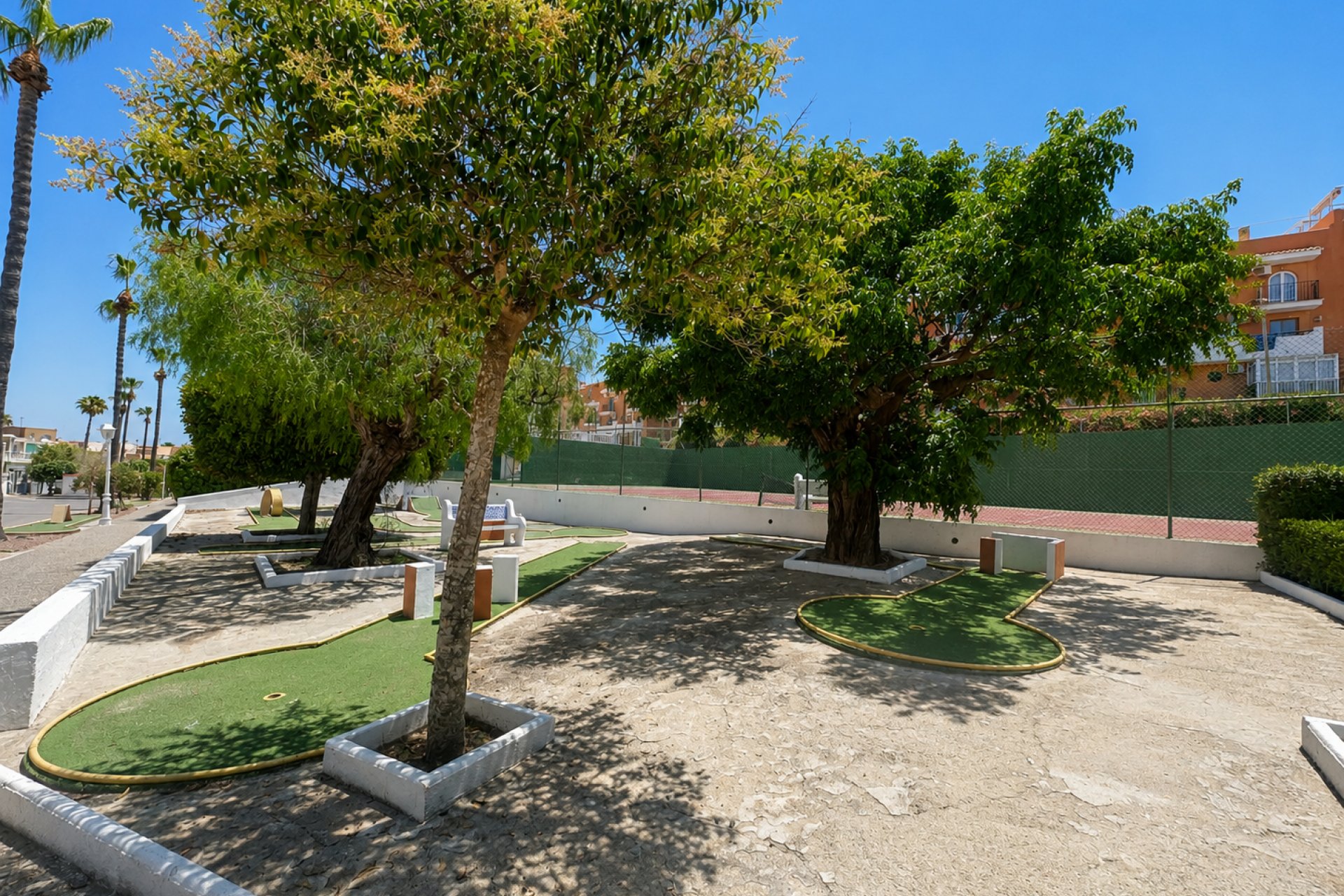 Resale - Bungalow - La Mata