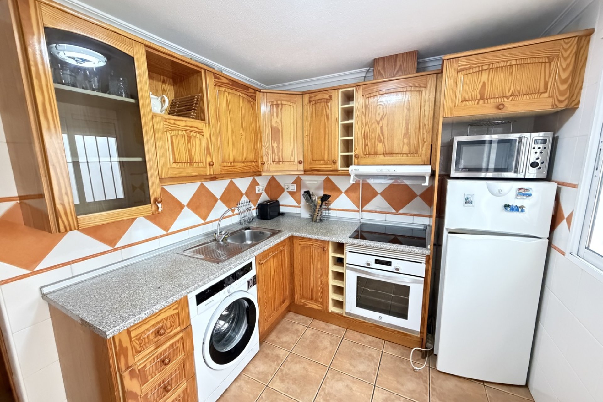 Resale - Bungalow - Orihuela Costa - Cabo Roig