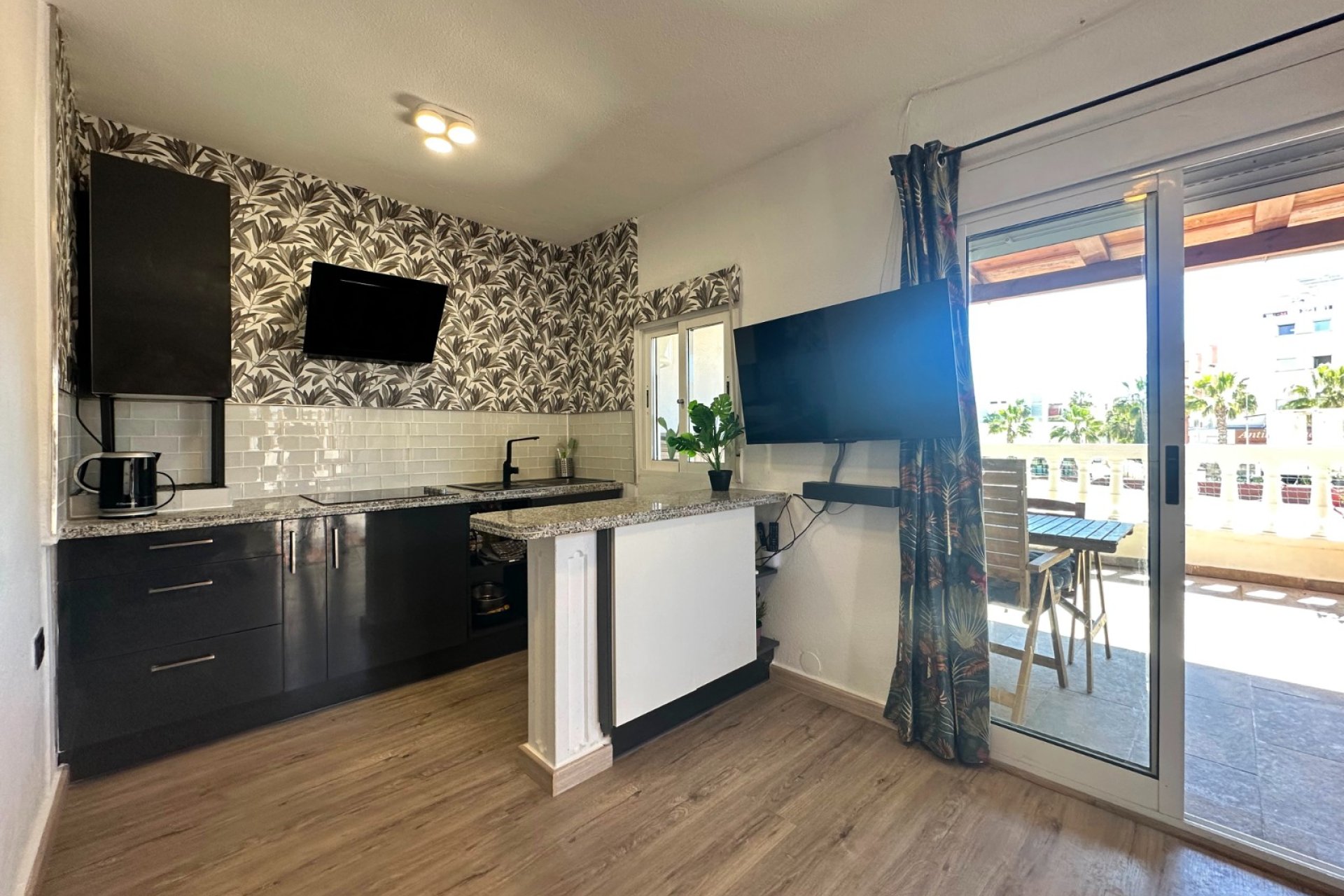 Resale - Bungalow - Orihuela Costa - Cabo Roig