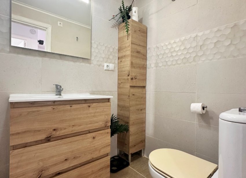 Resale - Bungalow - Orihuela Costa - Cabo Roig