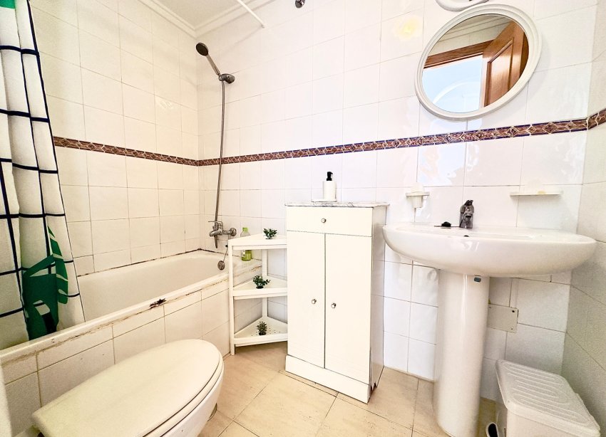 Resale - Bungalow - Orihuela Costa - La Florida