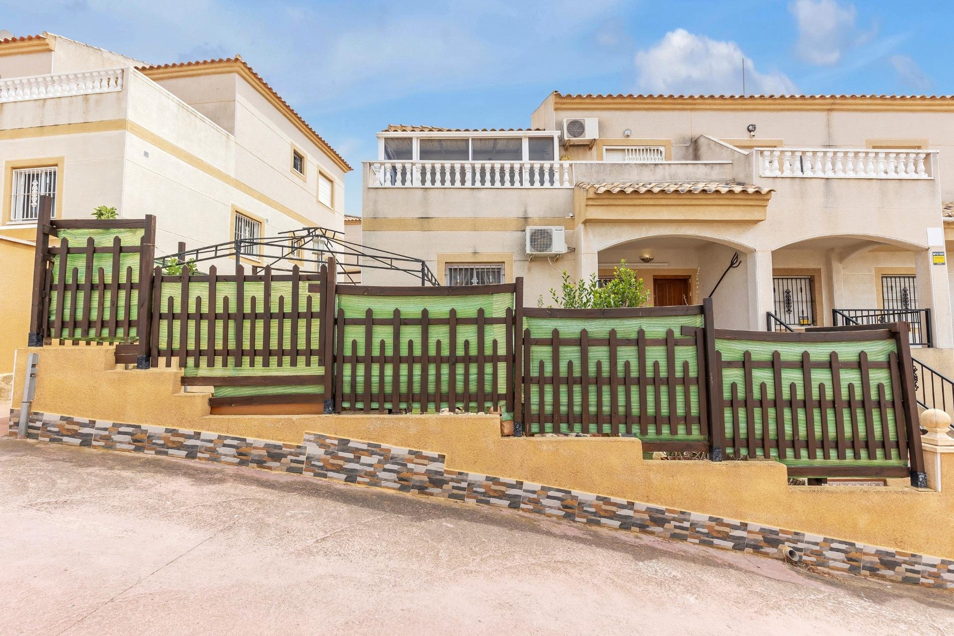 Resale - Bungalow - Orihuela Costa - La Florida