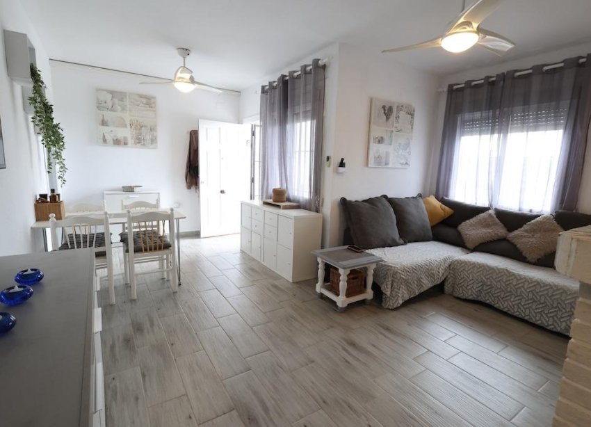 Resale - Bungalow - Orihuela Costa - La Regia
