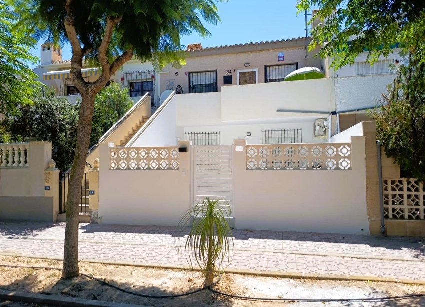 Resale - Bungalow - Orihuela Costa - La Regia