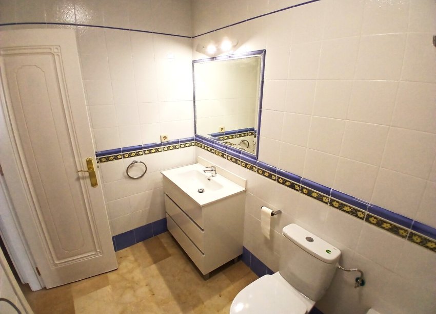 Resale - Bungalow - Orihuela Costa - La Rioja V