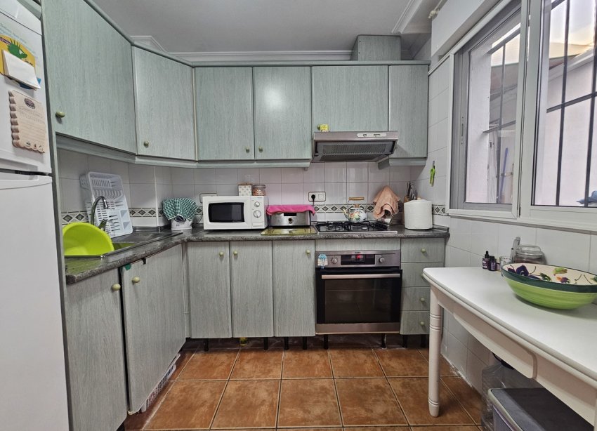 Resale - Bungalow - Orihuela Costa - La Zenia