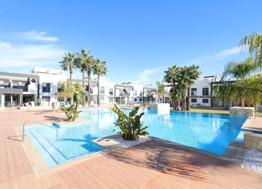 Resale - Bungalow - Orihuela Costa - La Zenia