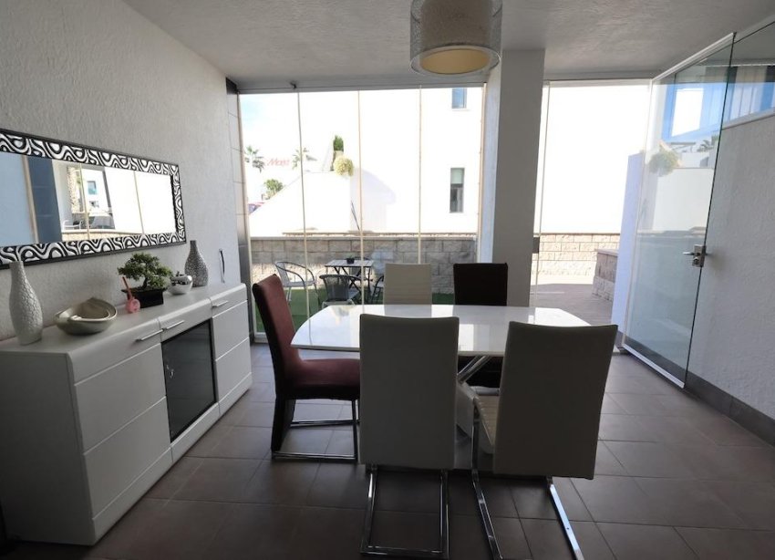 Resale - Bungalow - Orihuela Costa - La Zenia