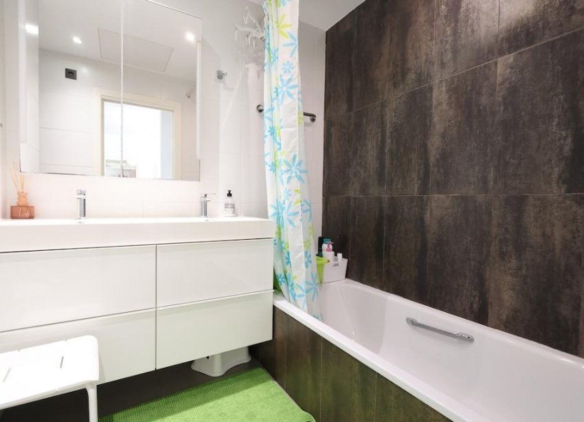 Resale - Bungalow - Orihuela Costa - La Zenia