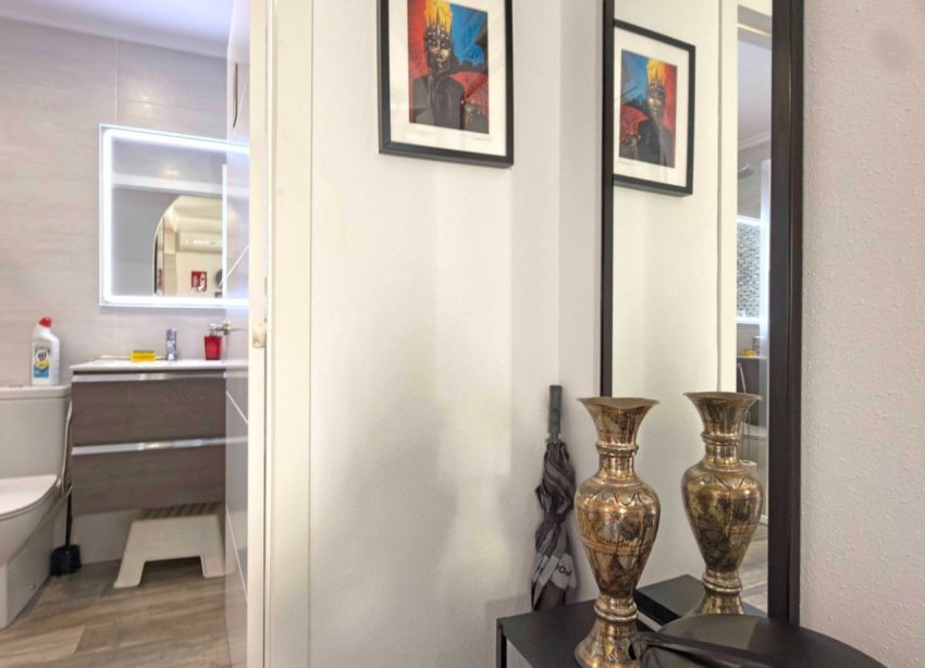 Resale - Bungalow - Orihuela Costa - La Zenia