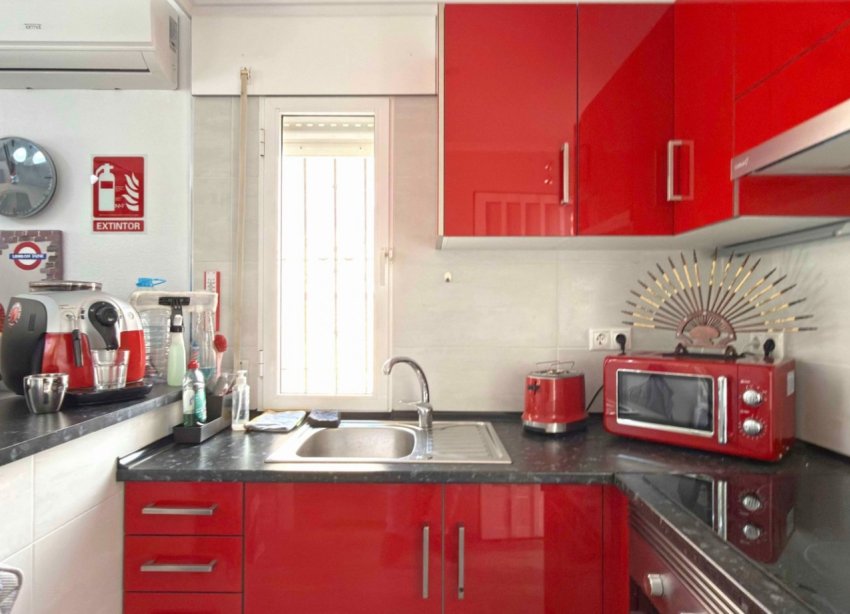 Resale - Bungalow - Orihuela Costa - La Zenia