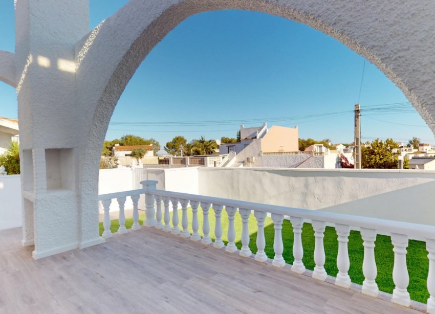 Resale - Bungalow - Orihuela Costa - Las Filipinas