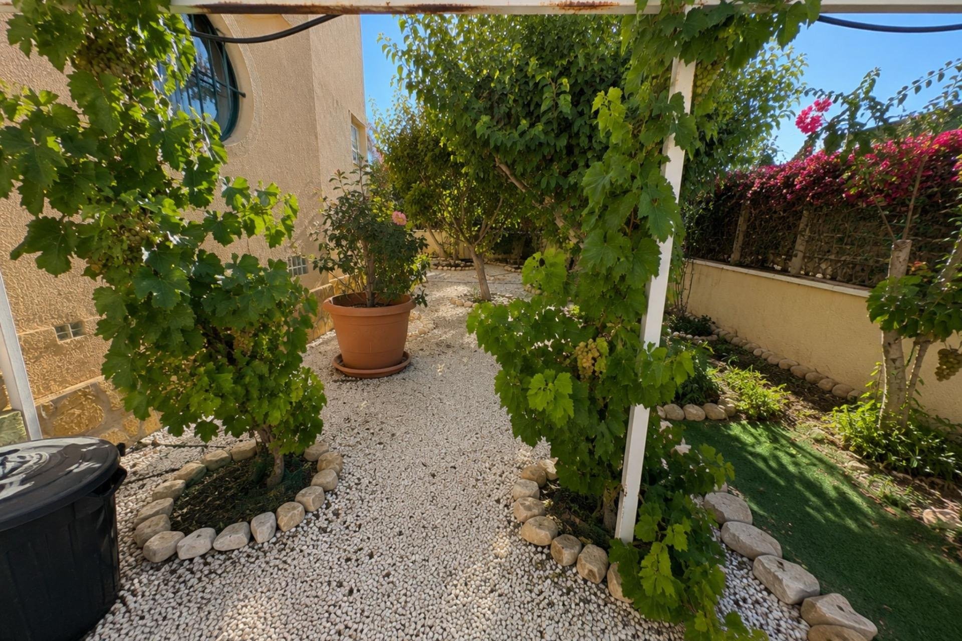 Resale - Bungalow - Orihuela Costa - Lomas de Cabo Roig