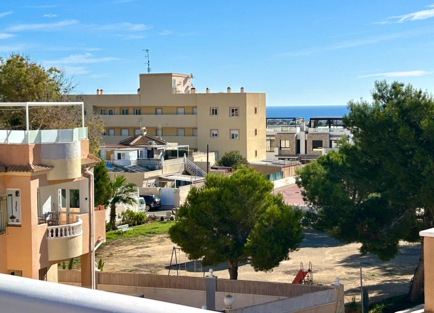Resale - Bungalow - Orihuela Costa - Lomas de Don Juan