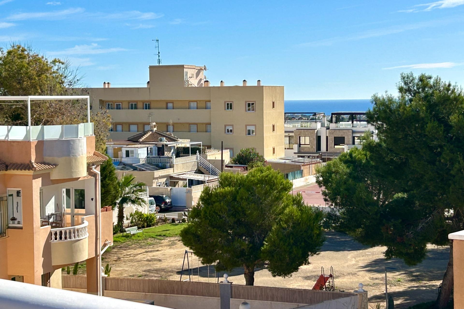 Resale - Bungalow - Orihuela Costa - Lomas de Don Juan
