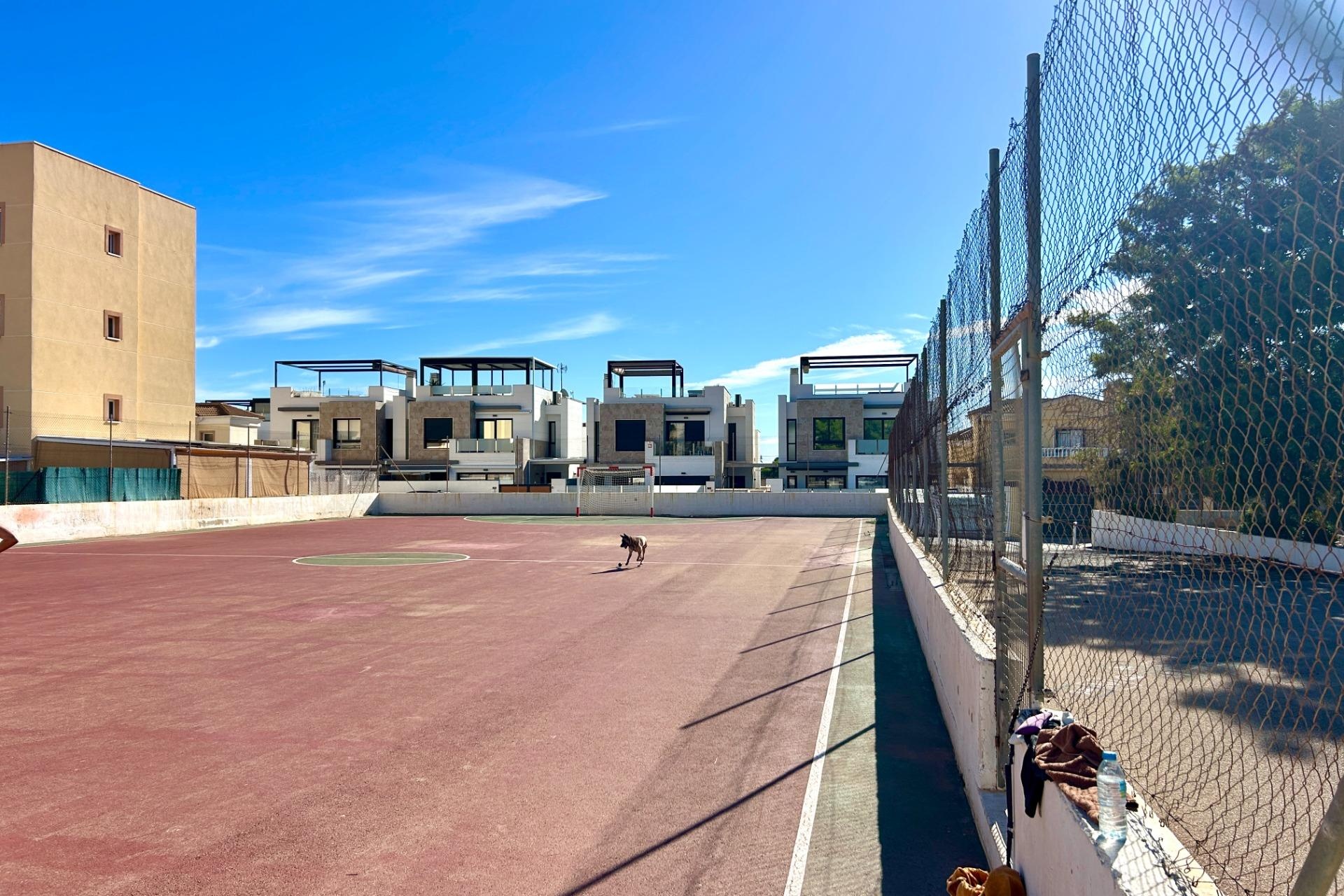 Resale - Bungalow - Orihuela Costa - Lomas de Don Juan