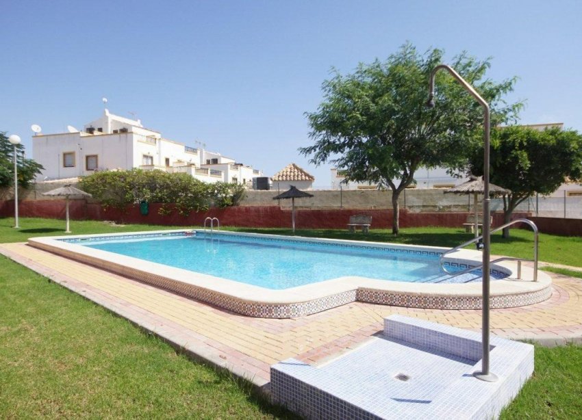 Resale - Bungalow - Orihuela Costa - Los Altos