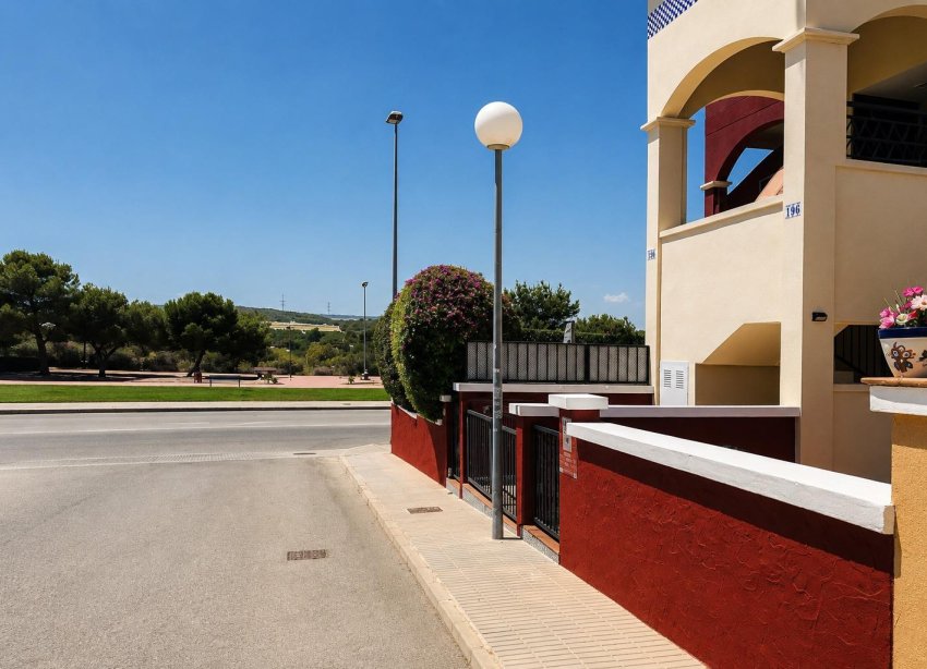 Resale - Bungalow - Orihuela Costa - Los Altos