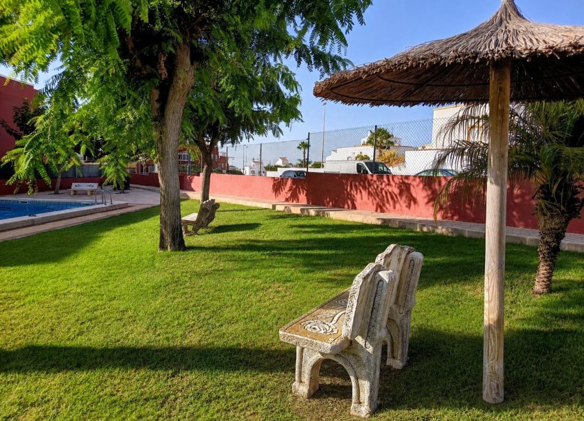 Resale - Bungalow - Orihuela Costa - Los Altos