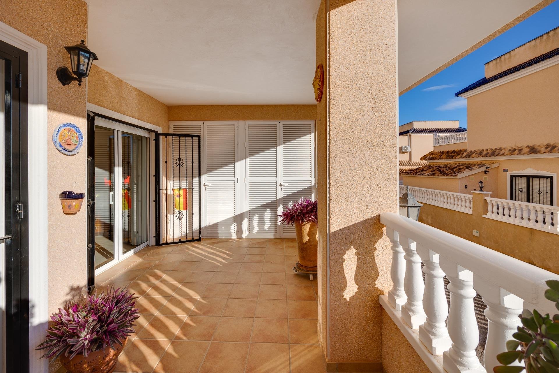 Resale - Bungalow - Orihuela Costa - Los Dolses