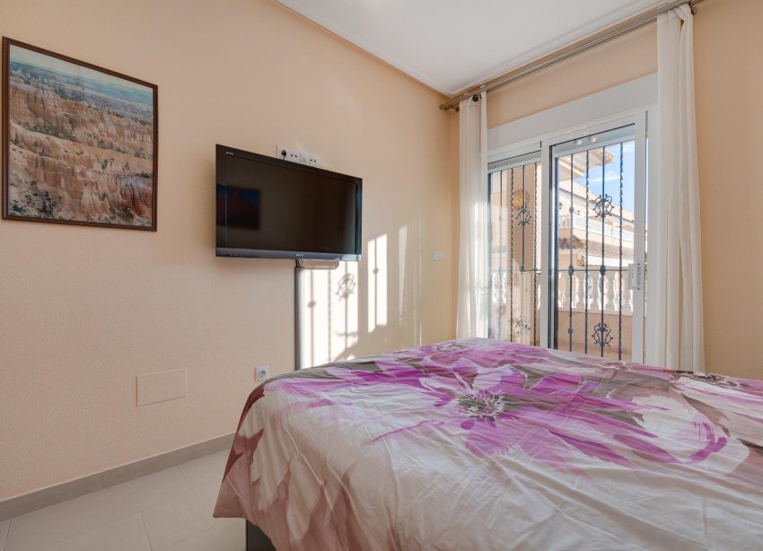 Resale - Bungalow - Orihuela Costa - Los Dolses