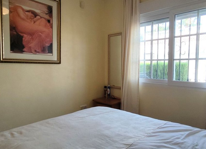 Resale - Bungalow - Orihuela Costa - Los Dolses