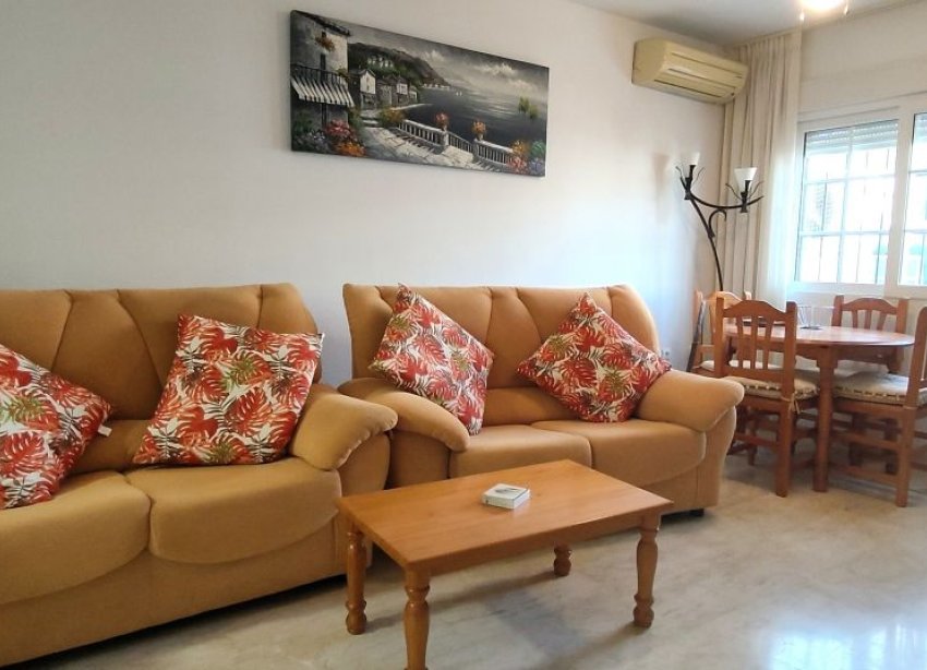 Resale - Bungalow - Orihuela Costa - Los Dolses
