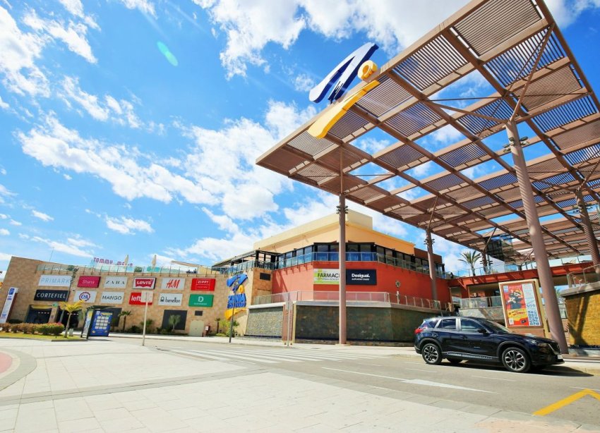 Resale - Bungalow - Orihuela Costa - Los Dolses