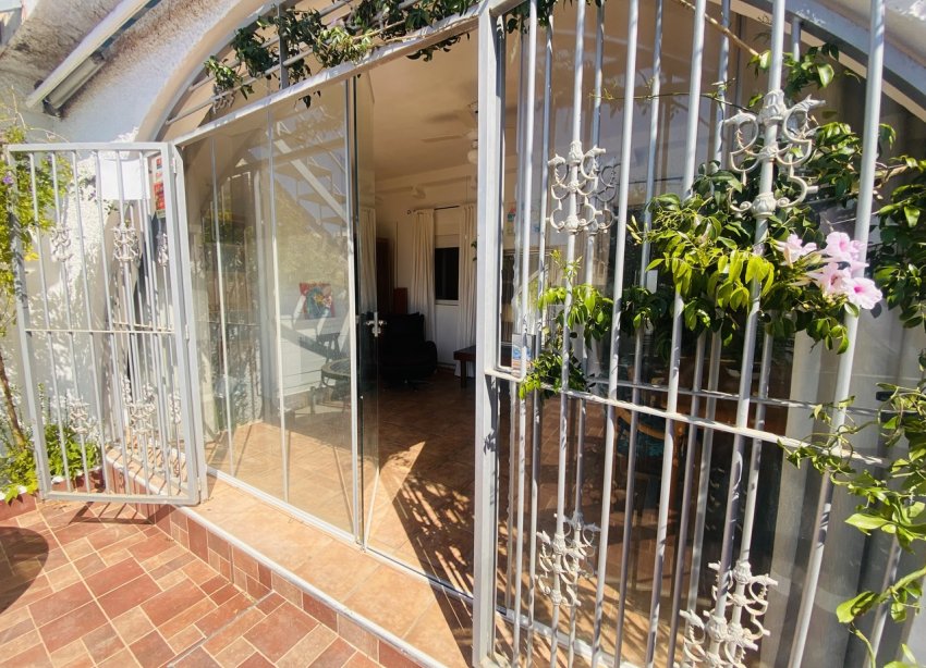 Resale - Bungalow - Orihuela Costa - Playa Flamenca