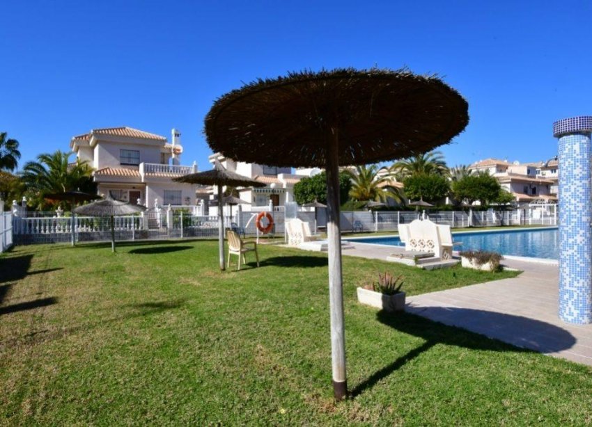 Resale - Bungalow - Orihuela Costa - Playa Flamenca