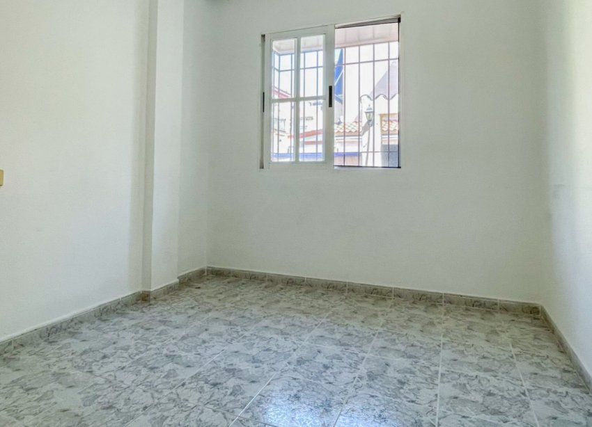 Resale - Bungalow - Orihuela Costa - Playa Flamenca