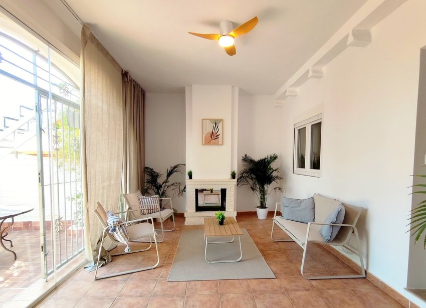 Resale - Bungalow - Orihuela Costa - Playa Flamenca