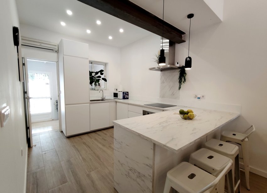 Resale - Bungalow - Orihuela Costa - Playa Flamenca