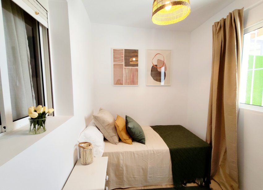 Resale - Bungalow - Orihuela Costa - Playa Flamenca