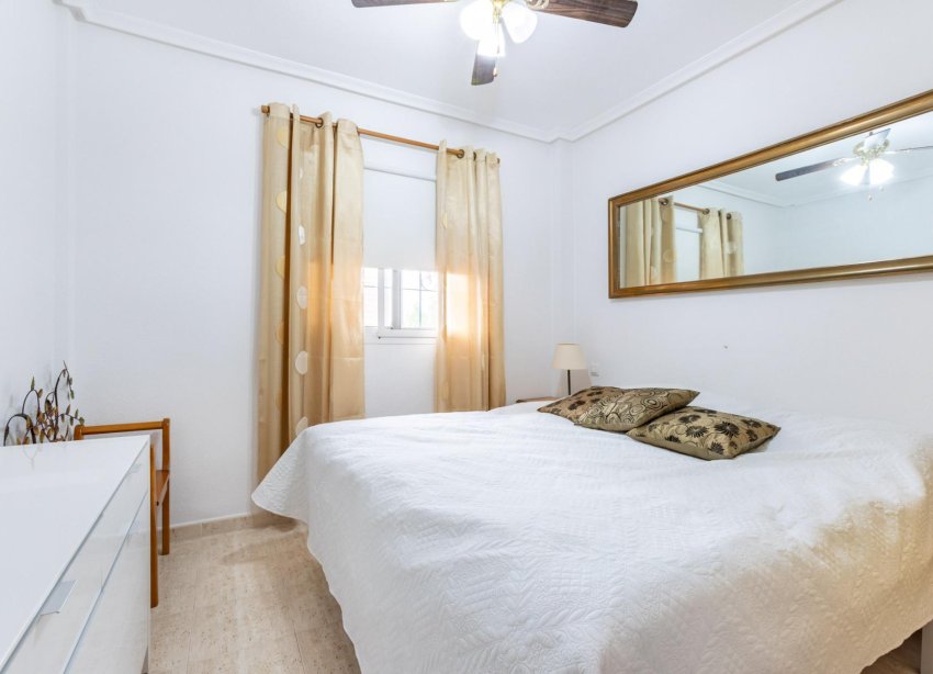 Resale - Bungalow - Orihuela Costa - Punta Prima