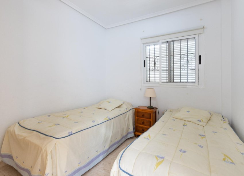 Resale - Bungalow - Orihuela Costa - Punta Prima