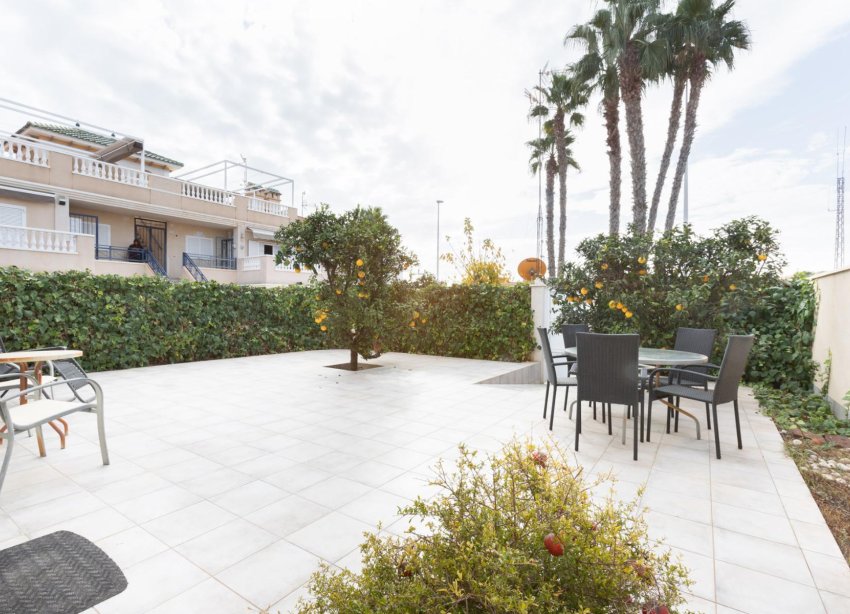 Resale - Bungalow - Orihuela Costa - Punta Prima