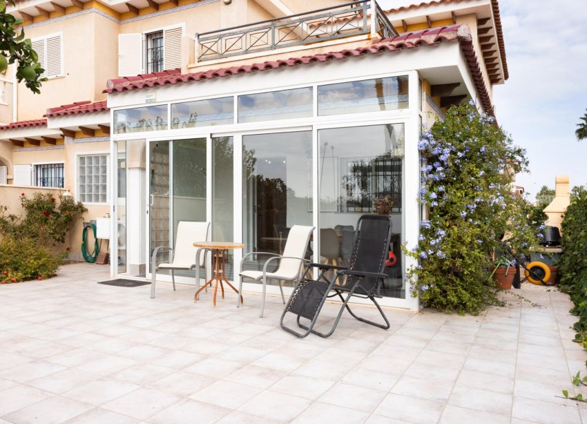 Resale - Bungalow - Orihuela Costa - Punta Prima