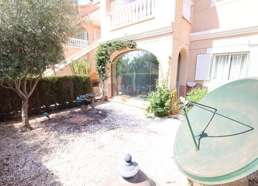 Resale - Bungalow - Orihuela Costa - Punta Prima