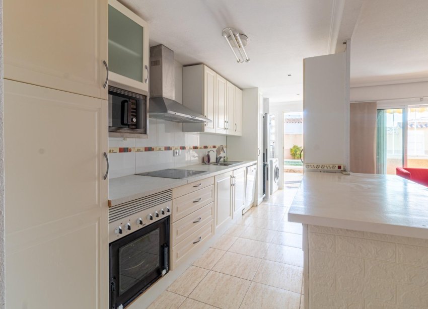 Resale - Bungalow - Orihuela Costa - Punta Prima