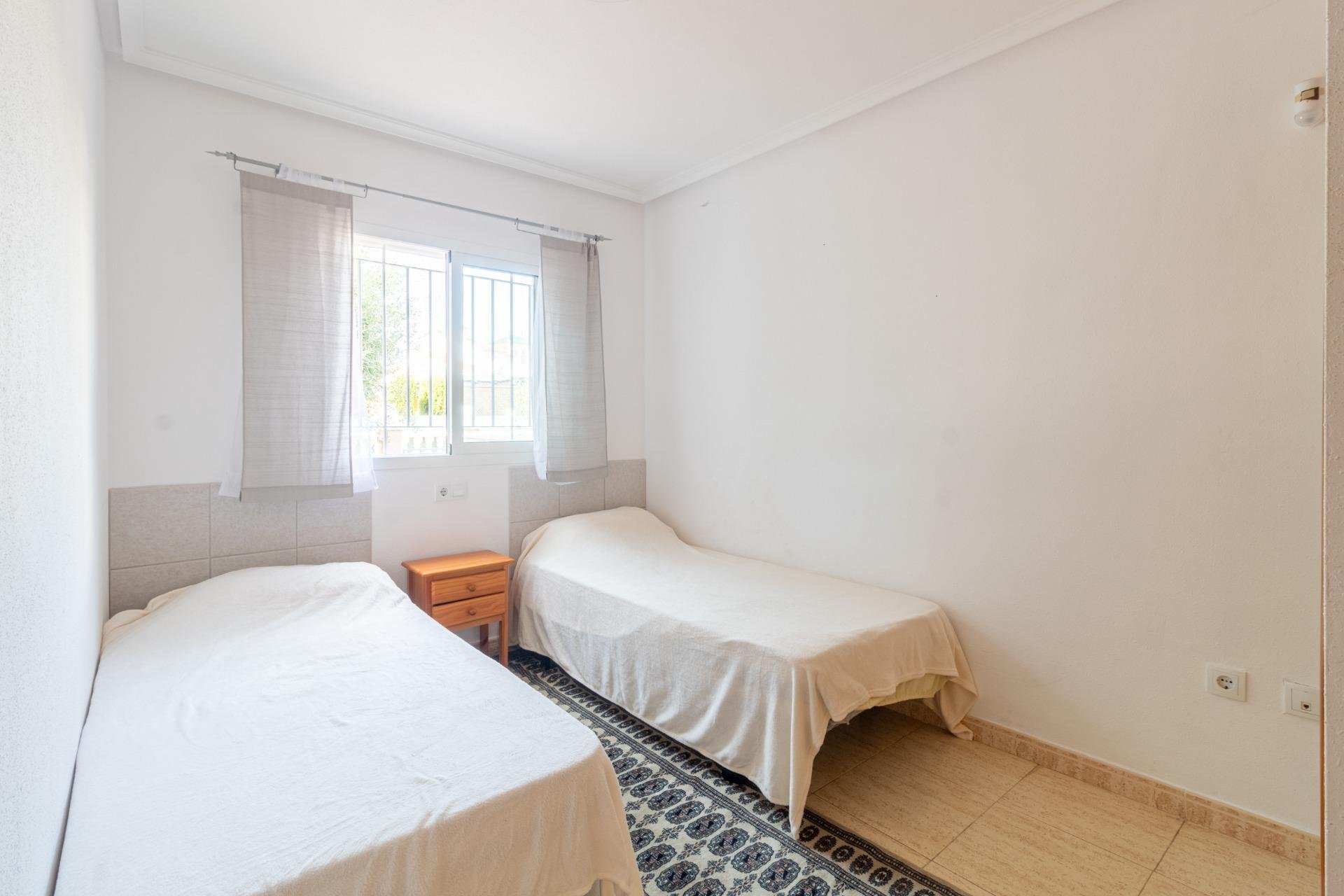Resale - Bungalow - Orihuela Costa - Punta Prima
