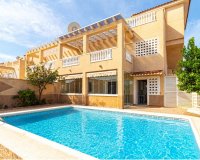 Resale - Bungalow - Orihuela Costa - Punta Prima