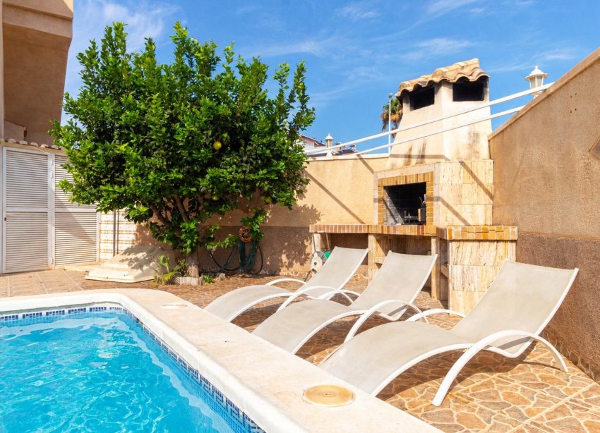 Resale - Bungalow - Orihuela Costa - Punta Prima